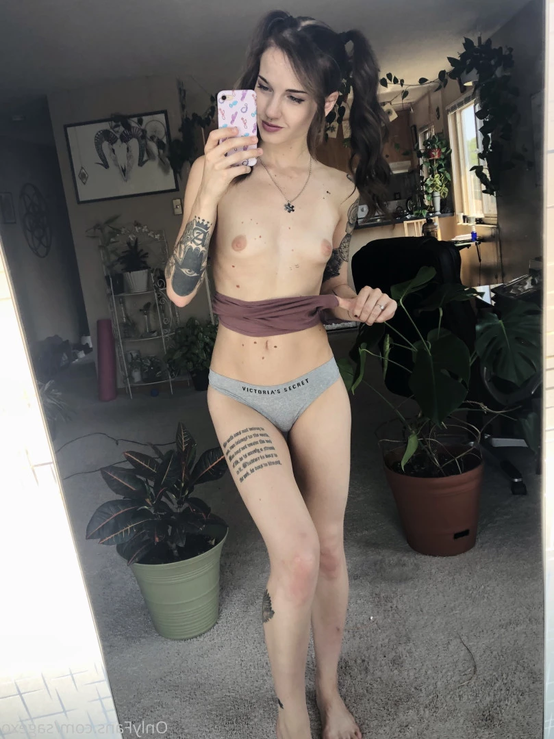 Sage 🤍 read my bio [ sagexo ] Onlyfans leaked photo 10211773 on Hotleaks.tv