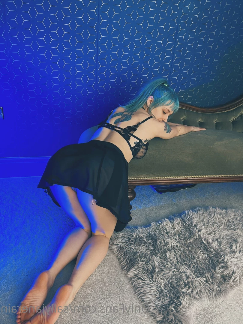 Sally ✨ FULL LENGTH VIDS ✨ [ sallyjanerain ] Onlyfans leaked photo 9065780 on Hotleaks.tv