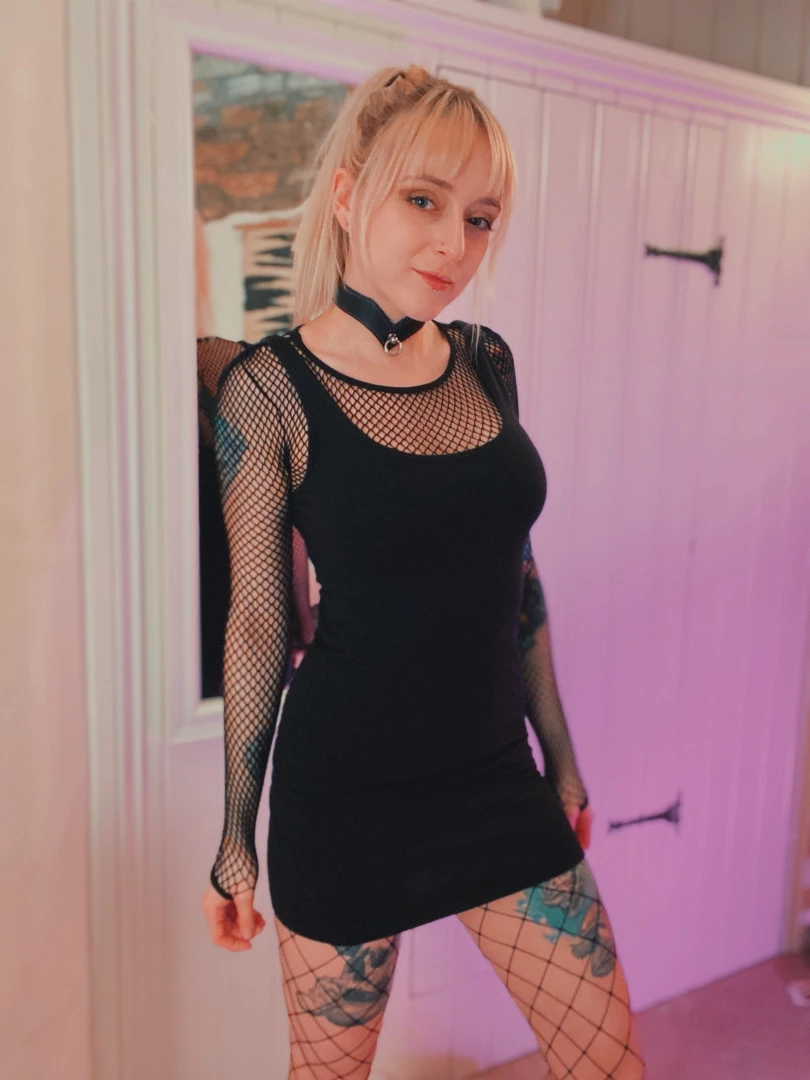 Sally ✨ FULL LENGTH VIDS ✨ [ sallyjanerain ] Onlyfans leaked photo 9066552 on Hotleaks.tv