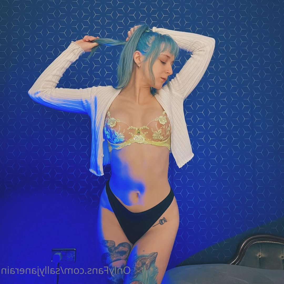 Sally ✨ FULL LENGTH VIDS ✨ [ sallyjanerain ] Onlyfans leaked photo 9094614 on Hotleaks.tv