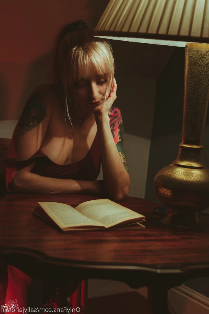 Sally ✨ FULL LENGTH VIDS ✨ [ sallyjanerain ] Onlyfans leaked photo 9100619 on Hotleaks.tv