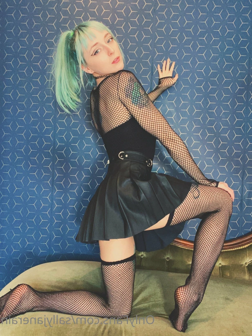 Sally ✨ FULL LENGTH VIDS ✨ [ sallyjanerain ] Onlyfans leaked photo 9685982 on Hotleaks.tv