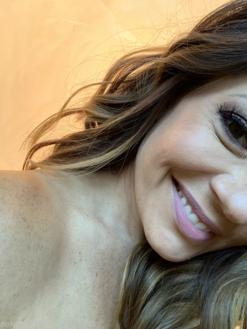 Sarah Clayton 🔥 💍 [ sarahclayton ] Onlyfans leaked photo 9289983 on Hotleaks.tv