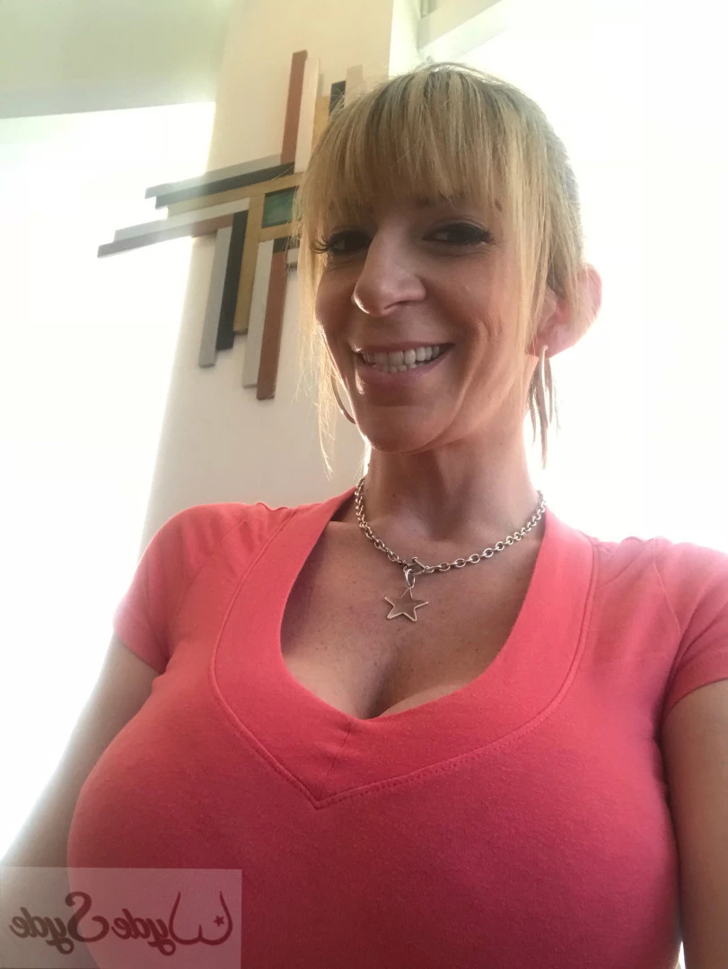 Sara Jay [ sarajay ] Onlyfans leaked photo 9121380 on Hotleaks.tv