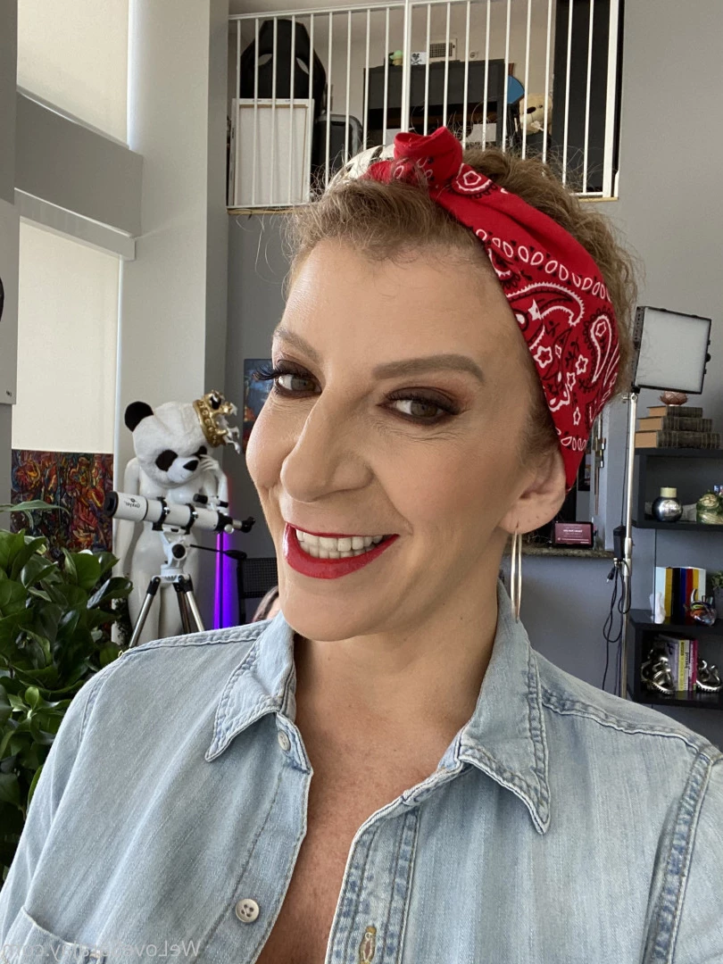 Sara Jay [ sarajay ] Onlyfans leaked photo 9129963 on Hotleaks.tv