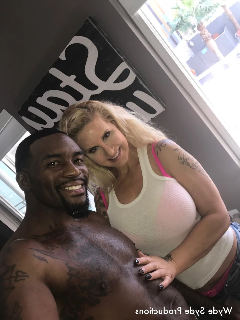 Sara Jay [ sarajay ] Onlyfans leaked photo 9724034 on Hotleaks.tv