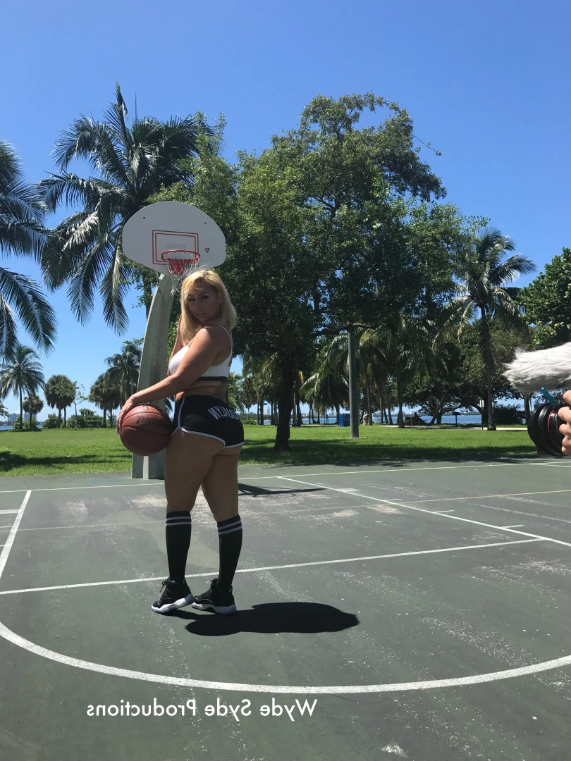 Sara Jay [ sarajay ] Onlyfans leaked photo 9725860 on Hotleaks.tv