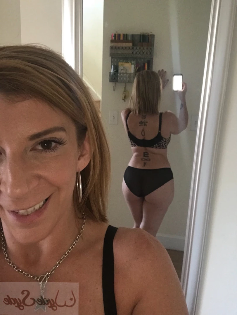 Sara Jay [ sarajay ] Onlyfans leaked photo 10249839 on Hotleaks.tv