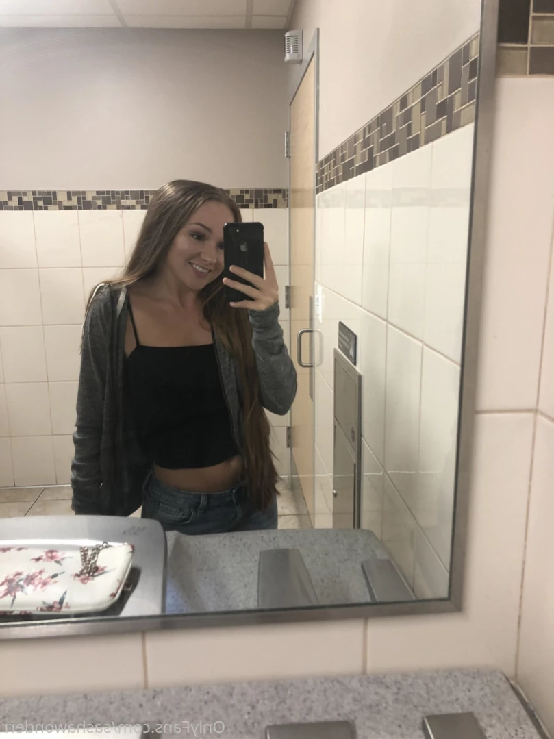Sasha Wonderland [ sashawonderr ] Onlyfans leaked photo 14298049 on Hotleaks.tv