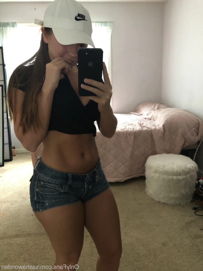 Sasha Wonderland [ sashawonderr ] Onlyfans leaked photo 14862946 on Hotleaks.tv