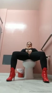 Serenity Smith [ serenitysmith ] Onlyfans leaked video 7971618 on Hotleaks.tv