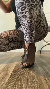 ASAL Queen Of Wrinkled Soles [ sexyfeet47 ] Onlyfans leaked video 7970289 on Hotleaks.tv
