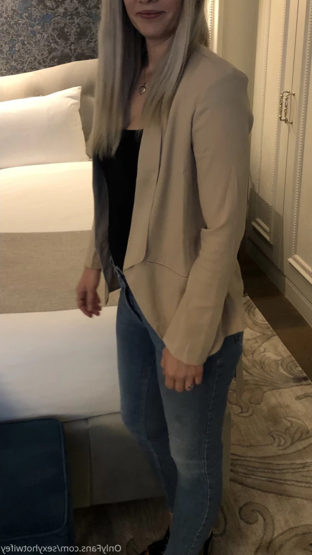 Hotwife Kate [ hotwife-kate ] Onlyfans leaked photo 12615858 on Hotleaks.tv