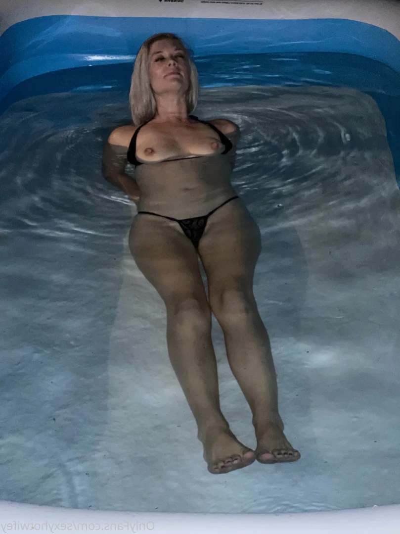 Hotwife Kate [ hotwife-kate ] Onlyfans leaked photo 12622252 on Hotleaks.tv