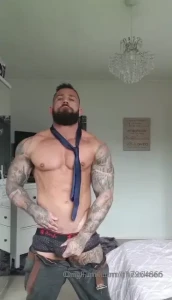 sexyhungmen Onlyfans leaked video 18228675 on Hotleaks.tv