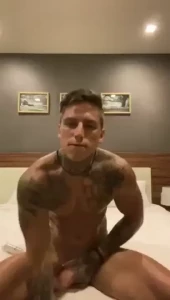 sexyhungmen Onlyfans leaked video 18228844 on Hotleaks.tv