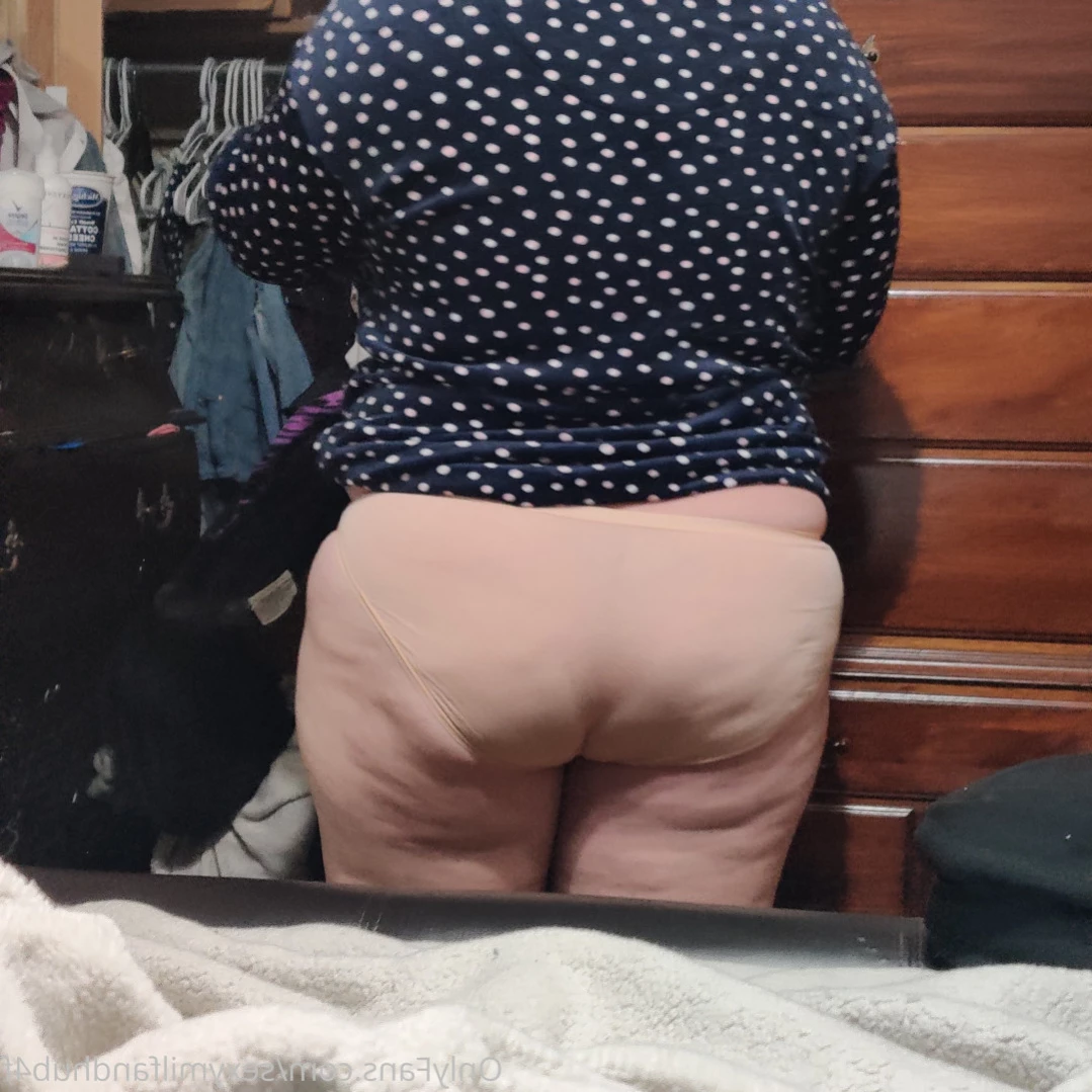 sexymilfandhub4f Onlyfans leaked photo 14913803 on Hotleaks.tv