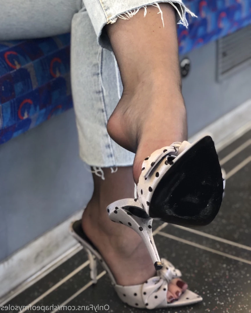 Anna [ shapeofmysoles ] Onlyfans leaked photo 10866885 on Hotleaks.tv