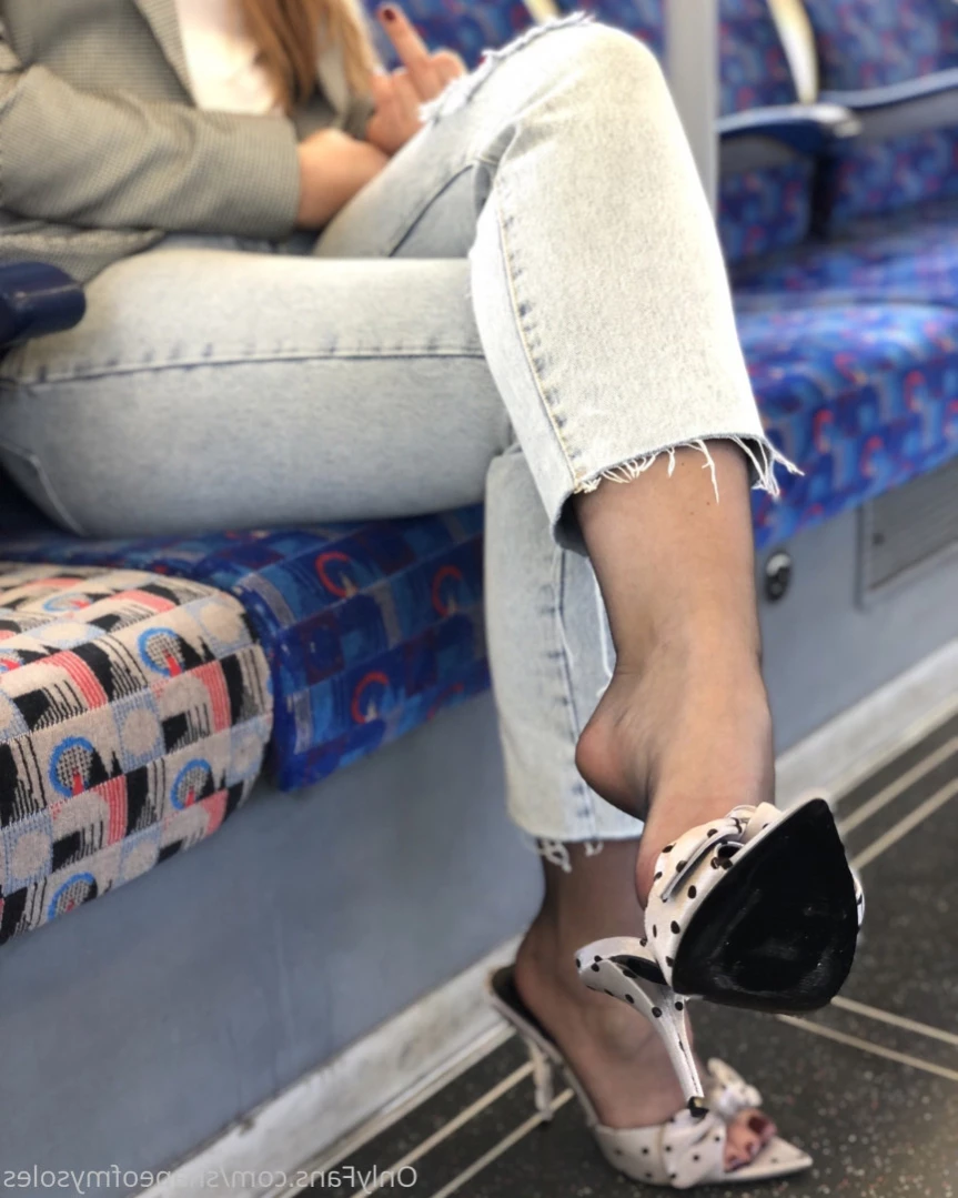 Anna [ shapeofmysoles ] Onlyfans leaked photo 12074122 on Hotleaks.tv