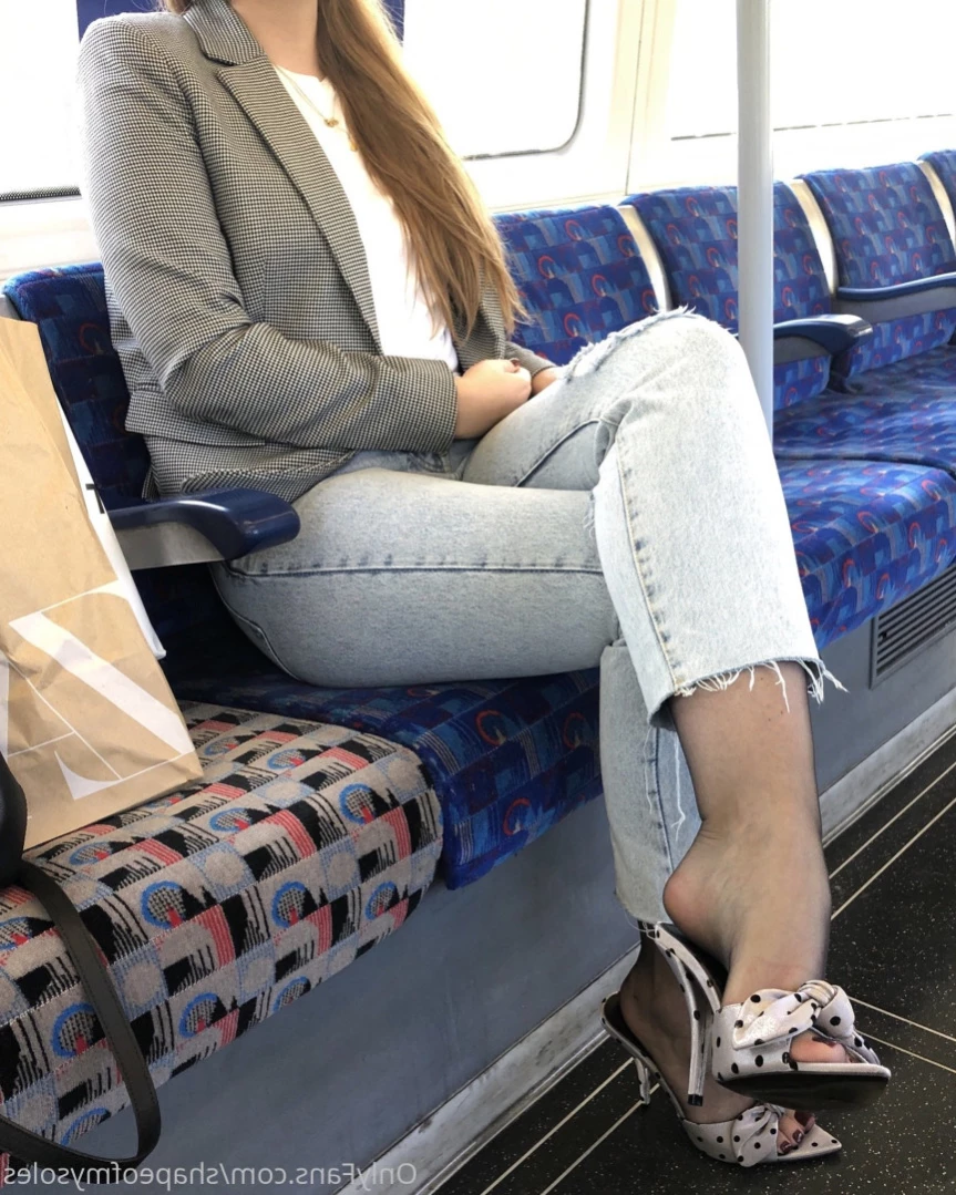 Anna [ shapeofmysoles ] Onlyfans leaked photo 12501618 on Hotleaks.tv