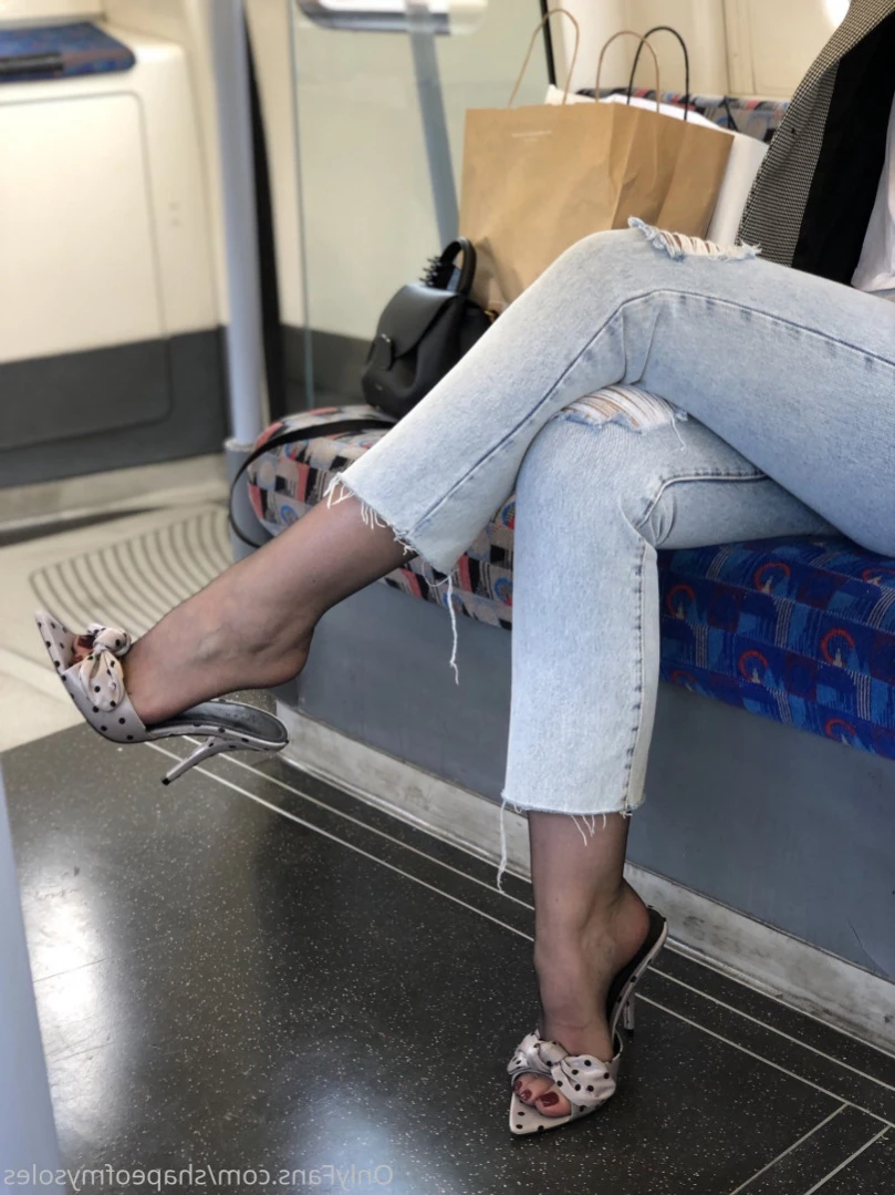 Anna [ shapeofmysoles ] Onlyfans leaked photo 12501730 on Hotleaks.tv