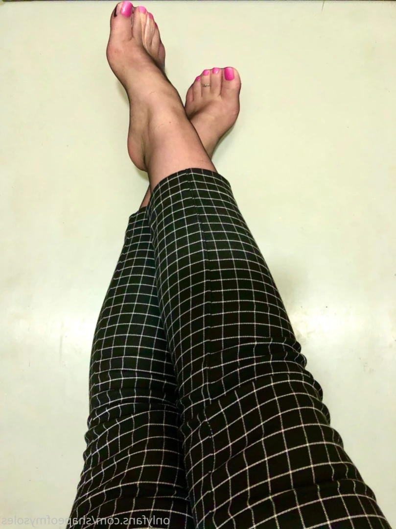 Anna [ shapeofmysoles ] Onlyfans leaked photo 12503320 on Hotleaks.tv