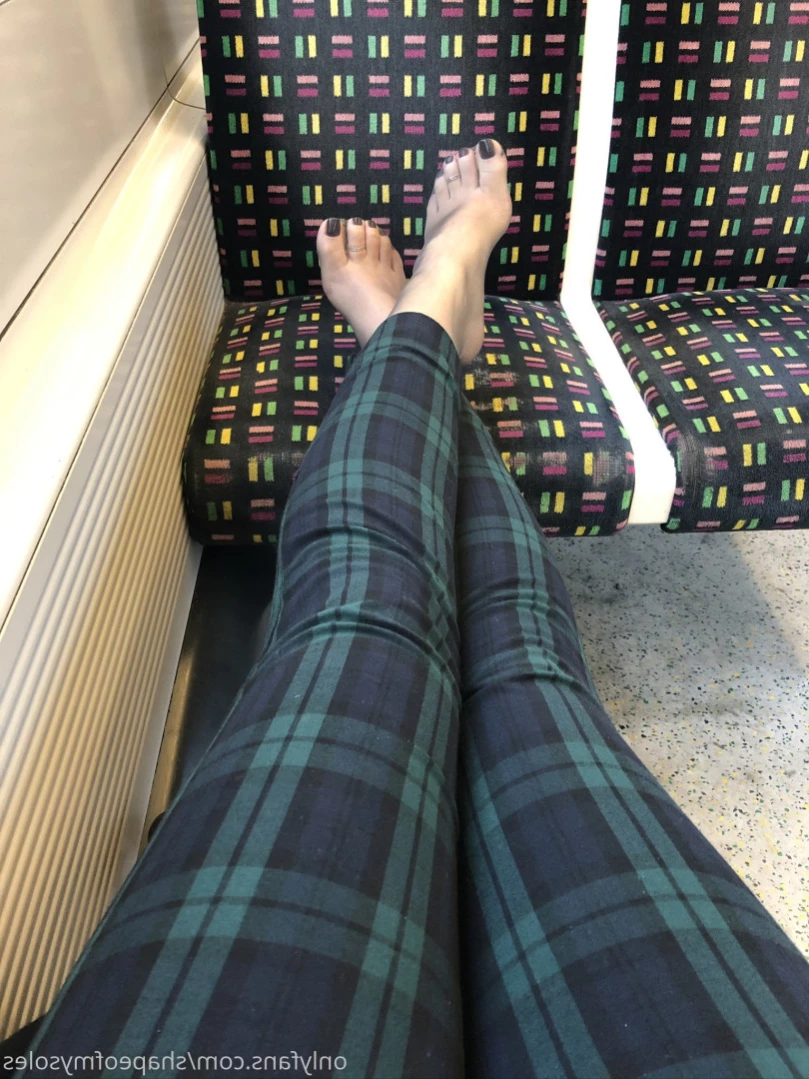 Anna [ shapeofmysoles ] Onlyfans leaked photo 12503483 on Hotleaks.tv