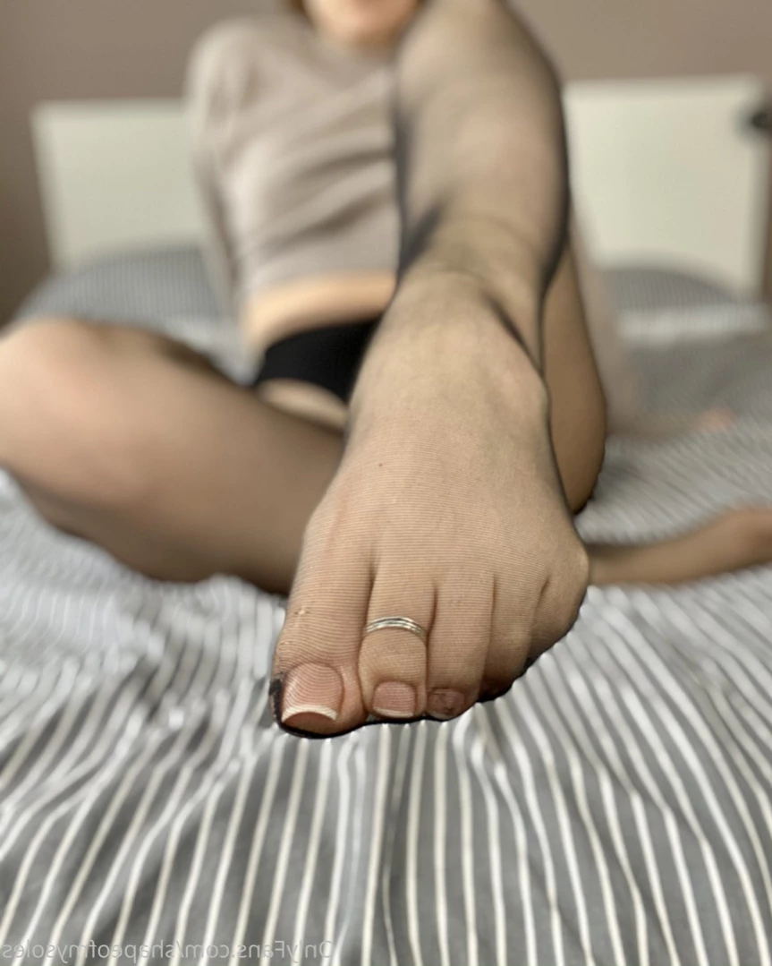 Anna [ shapeofmysoles ] Onlyfans leaked photo 12516620 on Hotleaks.tv