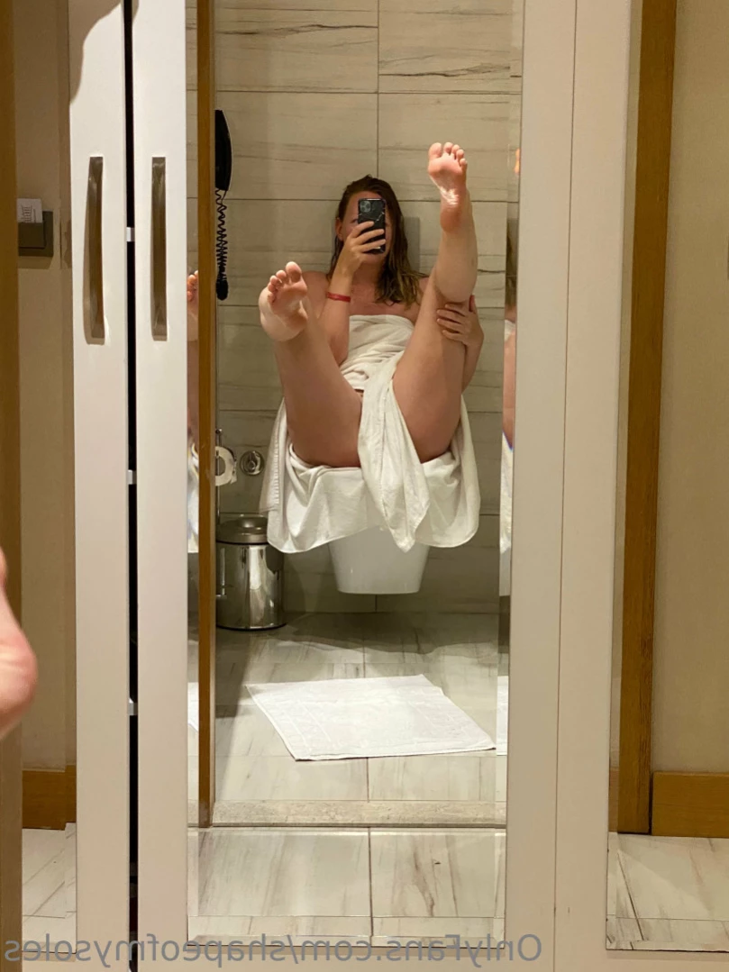 Anna [ shapeofmysoles ] Onlyfans leaked photo 12600060 on Hotleaks.tv