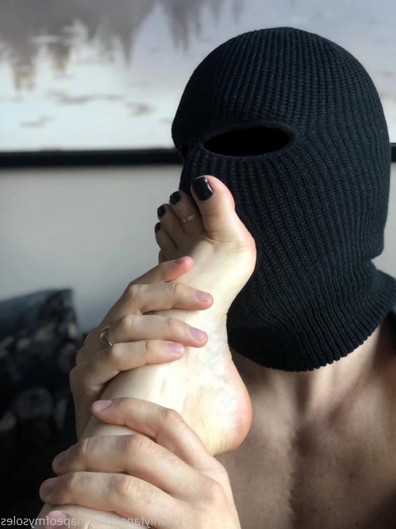 Anna [ shapeofmysoles ] Onlyfans leaked photo 13003976 on Hotleaks.tv