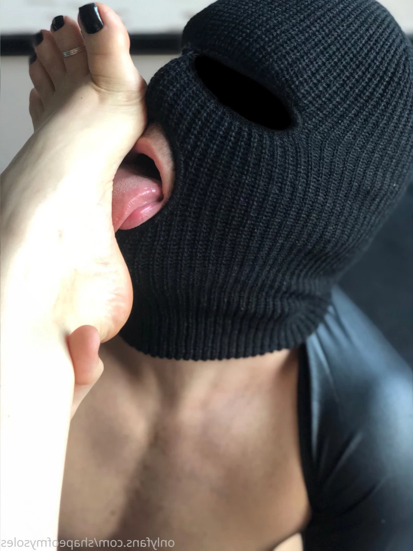 Anna [ shapeofmysoles ] Onlyfans leaked photo 13244484 on Hotleaks.tv
