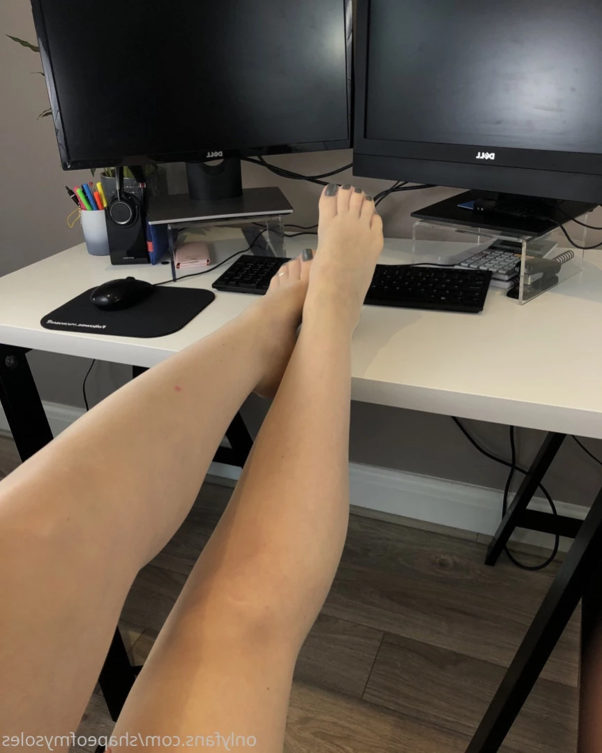 Anna [ shapeofmysoles ] Onlyfans leaked photo 13986621 on Hotleaks.tv