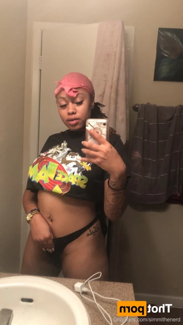 Simmi The Nerd [ simmithenerd ] Onlyfans leaked photo 11731378 on Hotleaks.tv