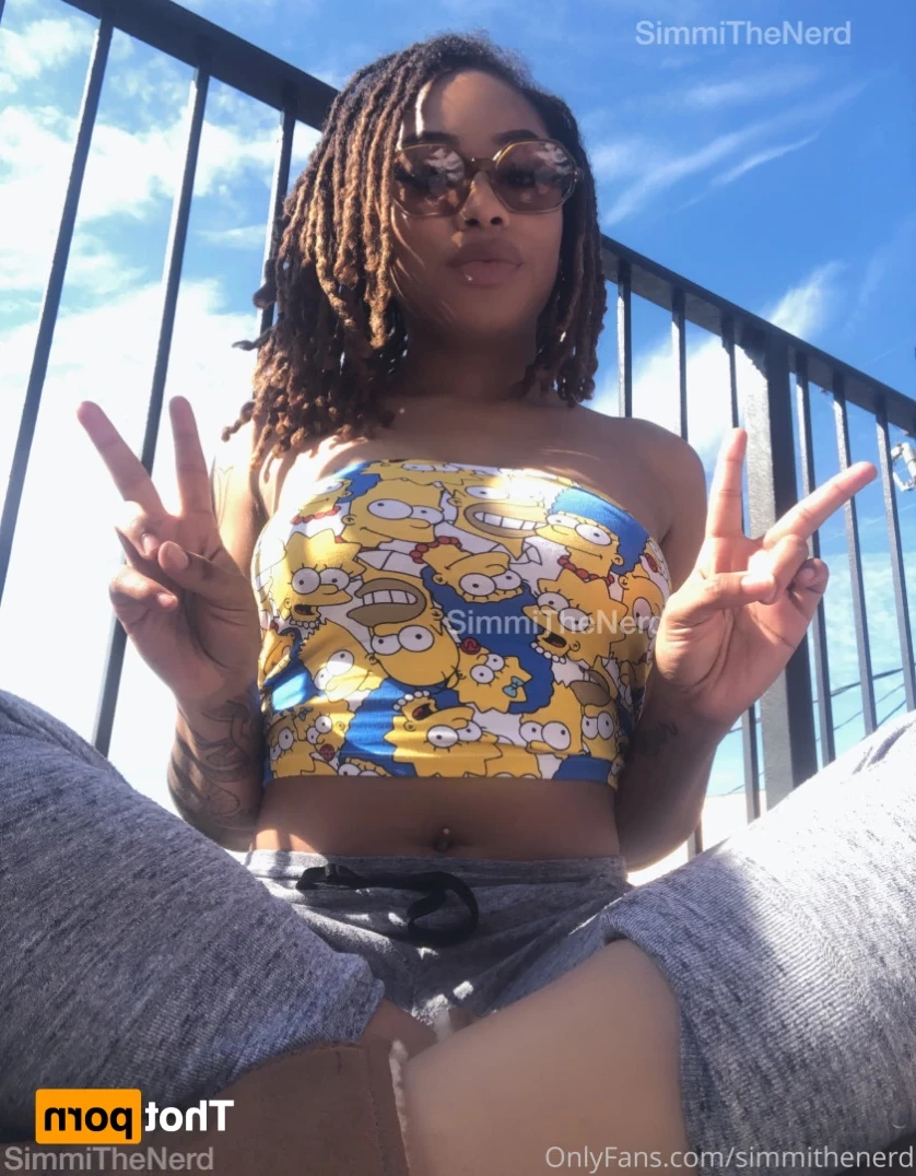 Simmi The Nerd [ simmithenerd ] Onlyfans leaked photo 12360417 on Hotleaks.tv