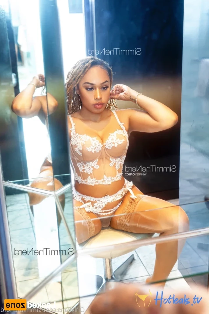 Simmi The Nerd [ simmithenerd ] Onlyfans leaked photo 14952170 on Hotleaks.tv