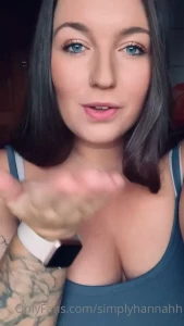 Hannah [ simplyhannahh ] Onlyfans leaked video 7965729 on Hotleaks.tv