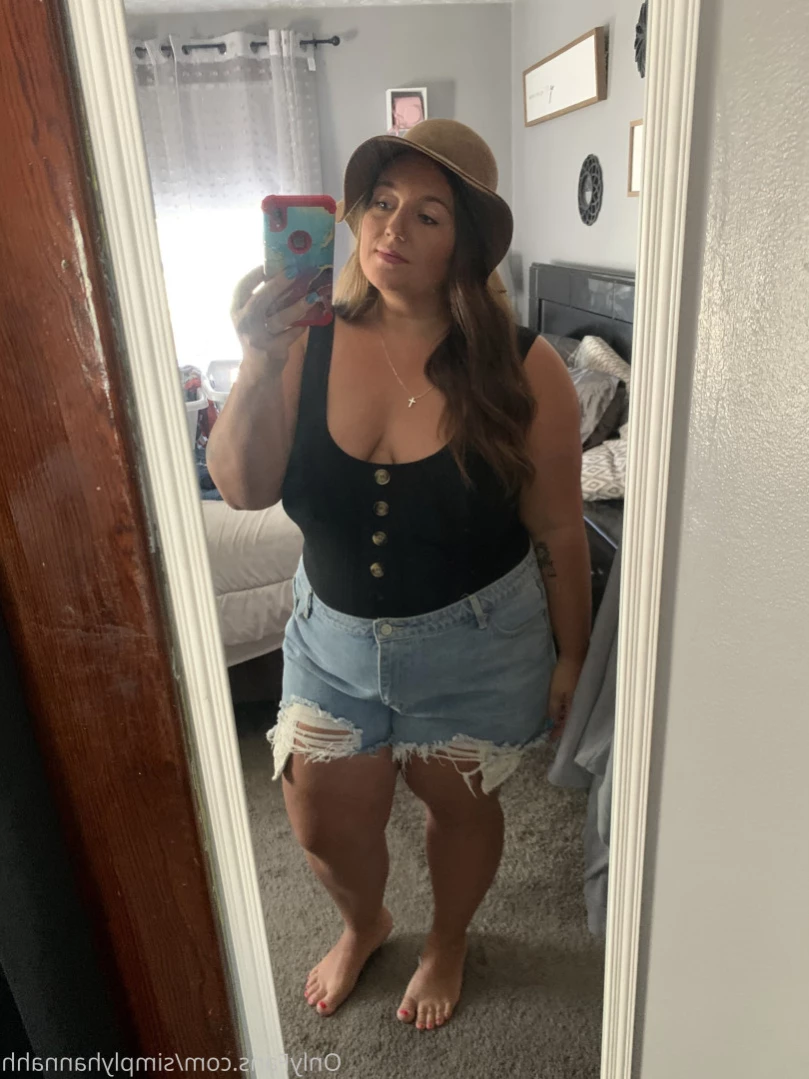 Hannah [ simplyhannahh ] Onlyfans leaked photo 11637898 on Hotleaks.tv