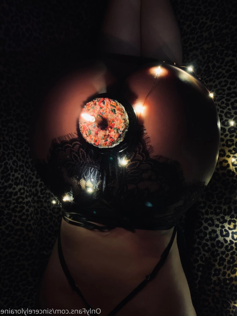 𝑆𝑖𝑛𝑐𝑒𝑟𝑒𝑙𝑦 𝐿𝑜𝑟𝑎𝑖𝑛𝑒 [ sincerelyloraine ] Onlyfans leaked photo 10994751 on Hotleaks.tv