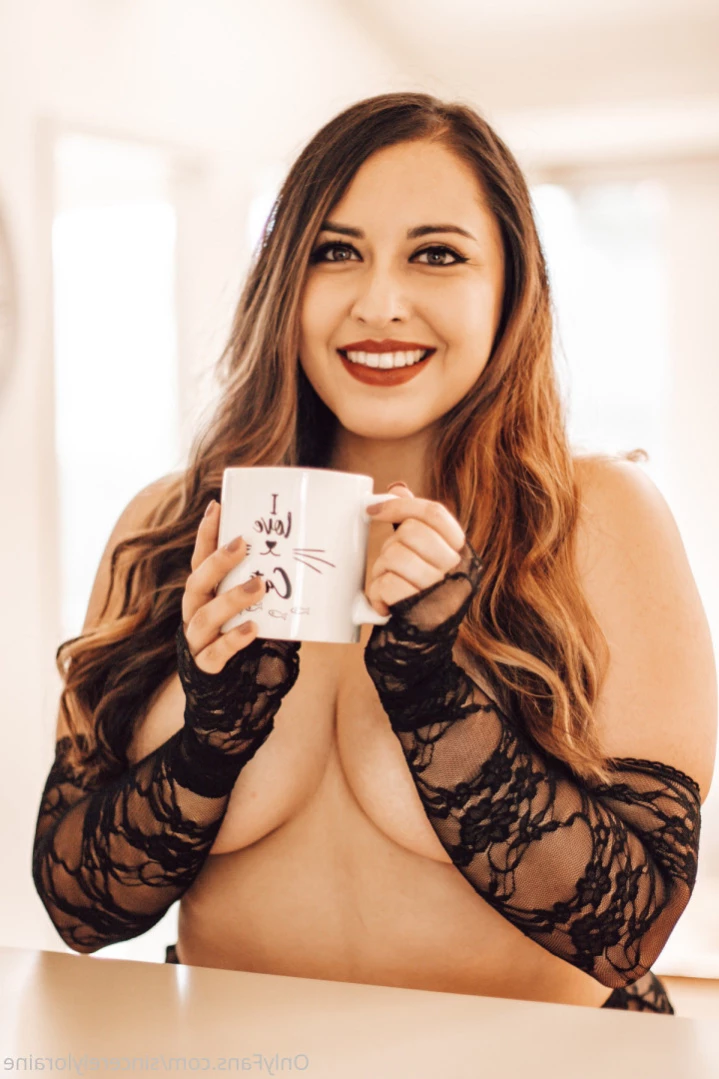 𝑆𝑖𝑛𝑐𝑒𝑟𝑒𝑙𝑦 𝐿𝑜𝑟𝑎𝑖𝑛𝑒 [ sincerelyloraine ] Onlyfans leaked photo 16191801 on Hotleaks.tv