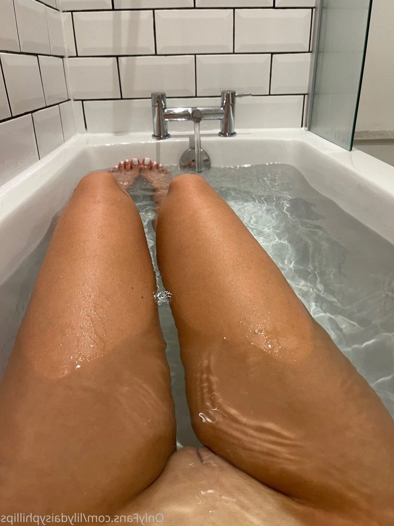 Lillian Phillips [ lilydaisyphillips ] Onlyfans leaked photo 706960 on Hotleaks.tv