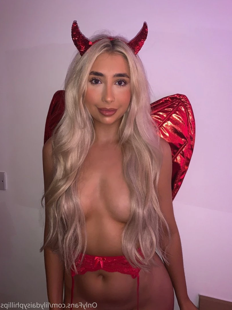 Lillian Phillips [ lilydaisyphillips ] Onlyfans leaked photo 707706 on Hotleaks.tv