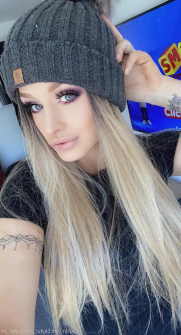 Cougar mommy Sext with me 😈 [ skyler_xxx ] Onlyfans leaked photo 12507198 on Hotleaks.tv