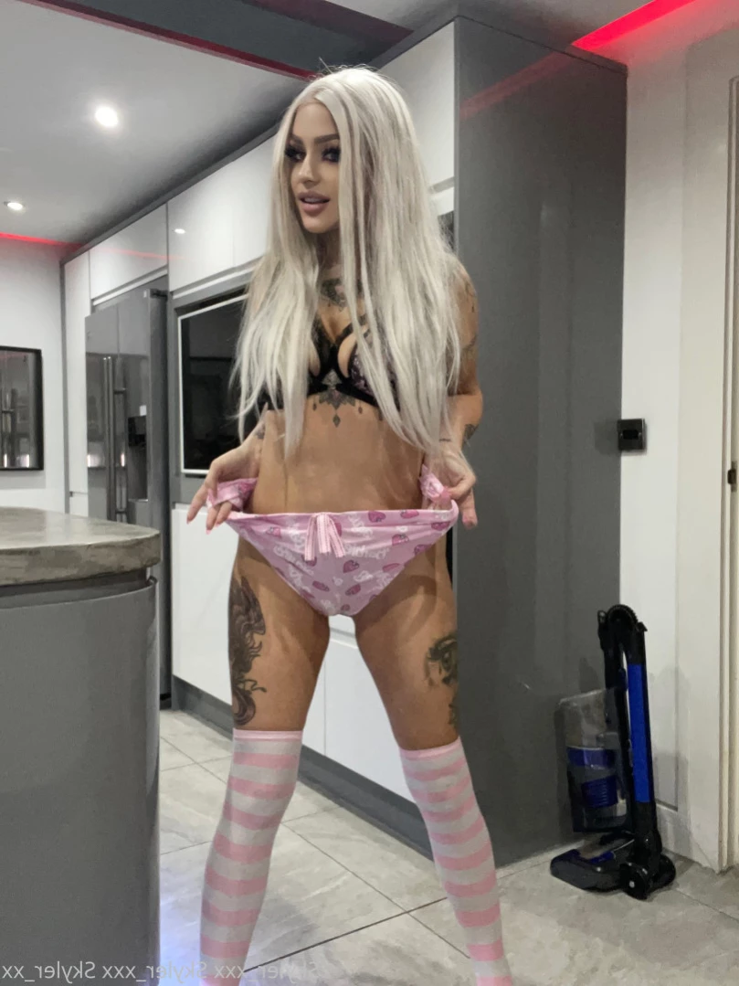 Cougar mommy Sext with me 😈 [ skyler_xxx ] Onlyfans leaked photo 12520254 on Hotleaks.tv