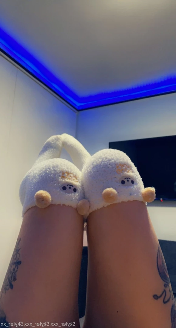 Cougar mommy Sext with me 😈 [ skyler_xxx ] Onlyfans leaked photo 12520328 on Hotleaks.tv