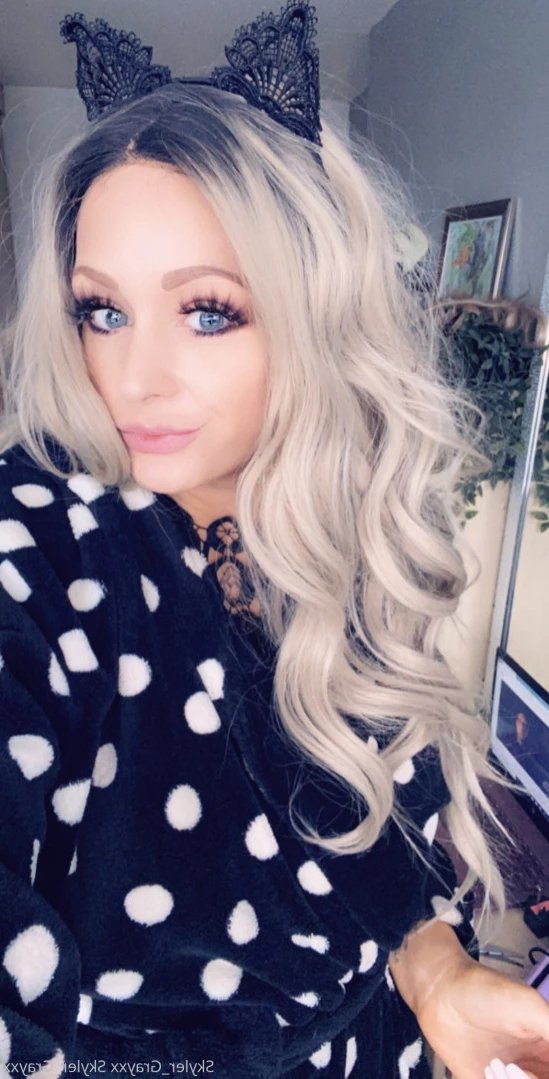 Cougar mommy Sext with me 😈 [ skyler_xxx ] Onlyfans leaked photo 12521775 on Hotleaks.tv