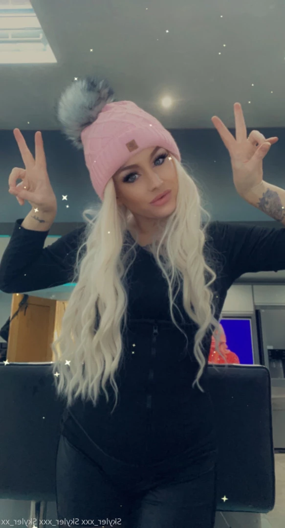 Cougar mommy Sext with me 😈 [ skyler_xxx ] Onlyfans leaked photo 12525676 on Hotleaks.tv
