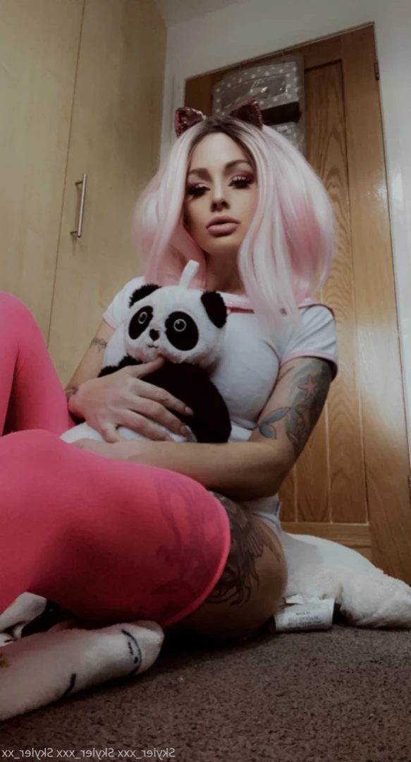 Cougar mommy Sext with me 😈 [ skyler_xxx ] Onlyfans leaked photo 12526406 on Hotleaks.tv