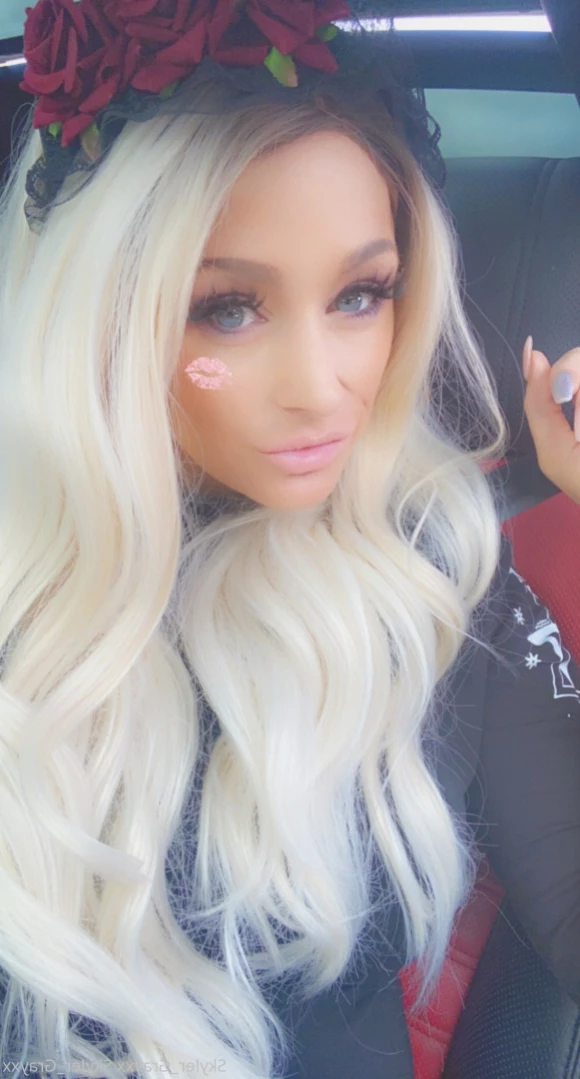 Cougar mommy Sext with me 😈 [ skyler_xxx ] Onlyfans leaked photo 12526679 on Hotleaks.tv