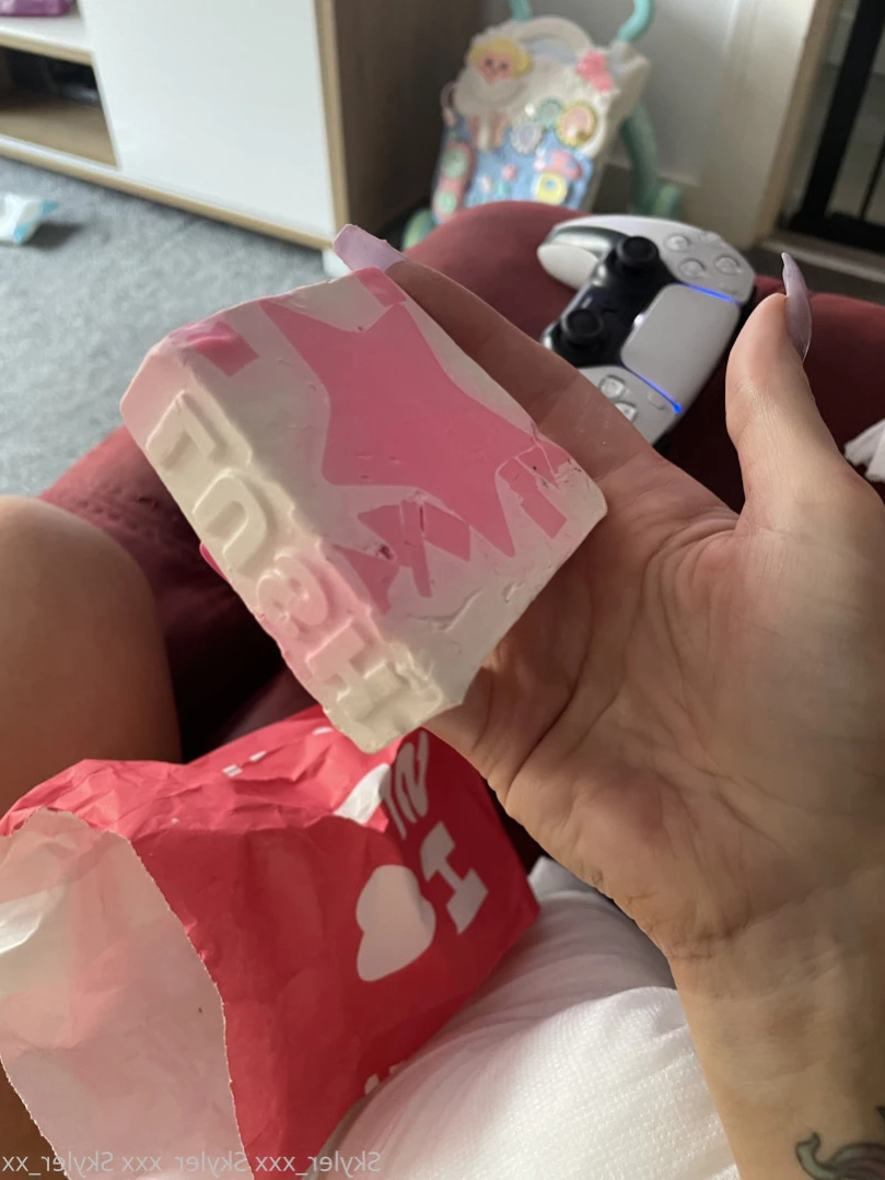 Cougar mommy Sext with me 😈 [ skyler_xxx ] Onlyfans leaked photo 12652645 on Hotleaks.tv
