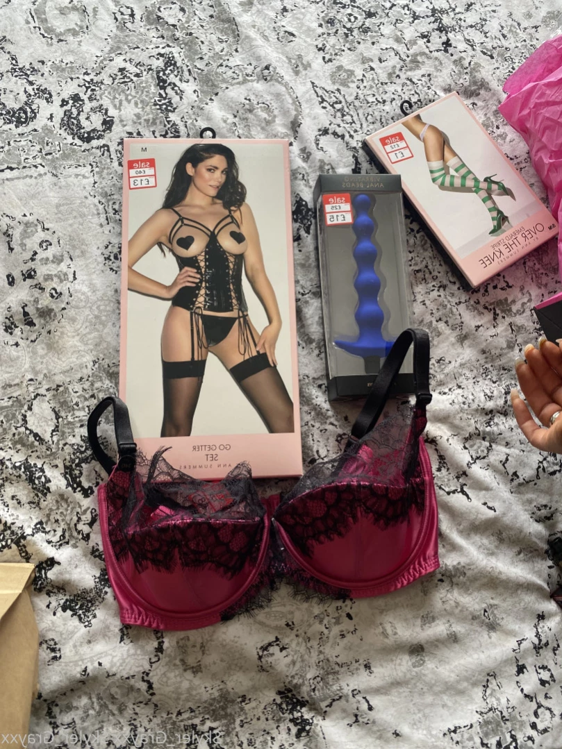 Cougar mommy Sext with me 😈 [ skyler_xxx ] Onlyfans leaked photo 13986893 on Hotleaks.tv
